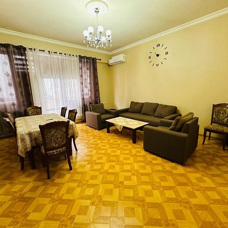 Sakharov Residence, Small Center Jereván Kültér fotó