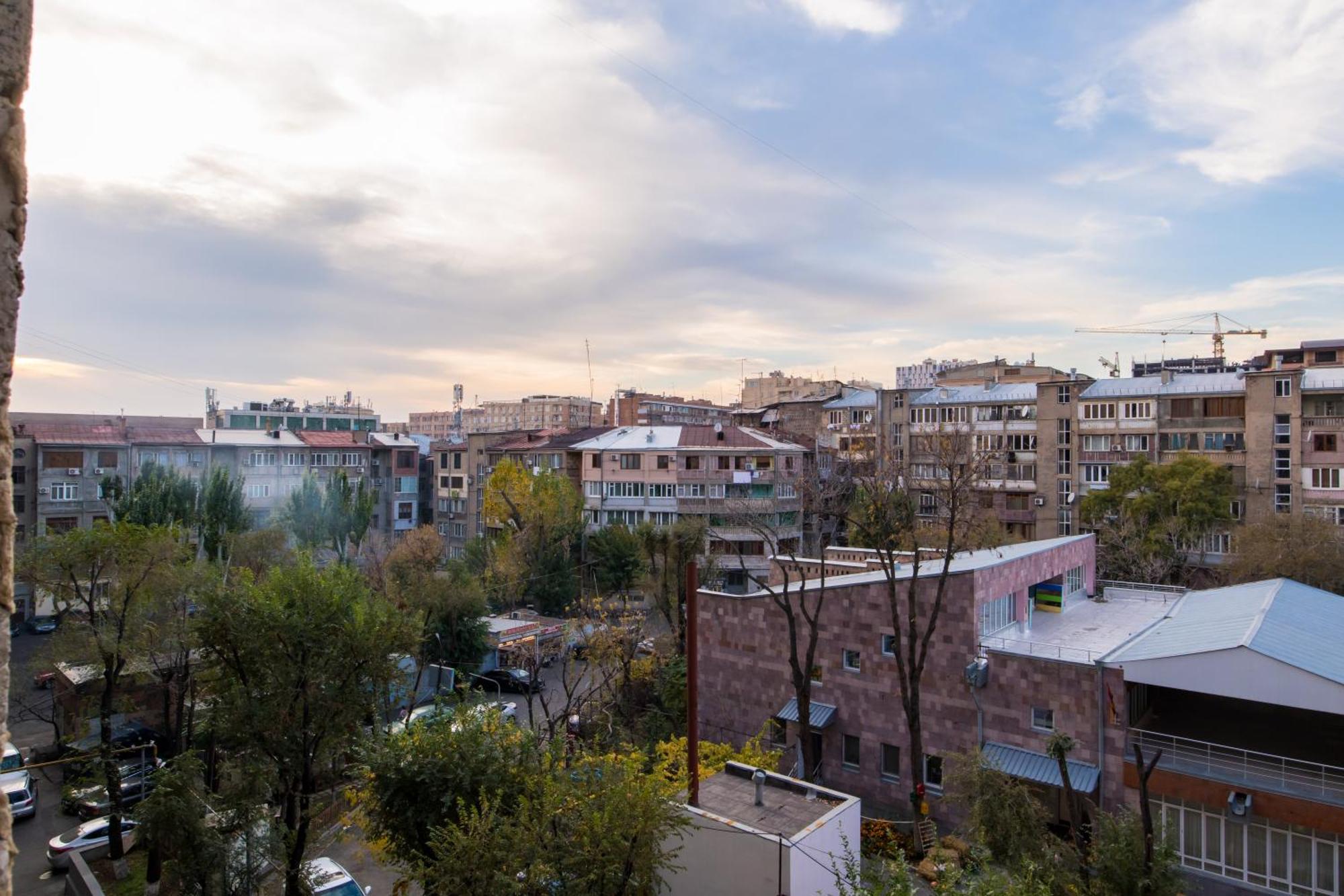 Sakharov Residence, Small Center Jereván Kültér fotó